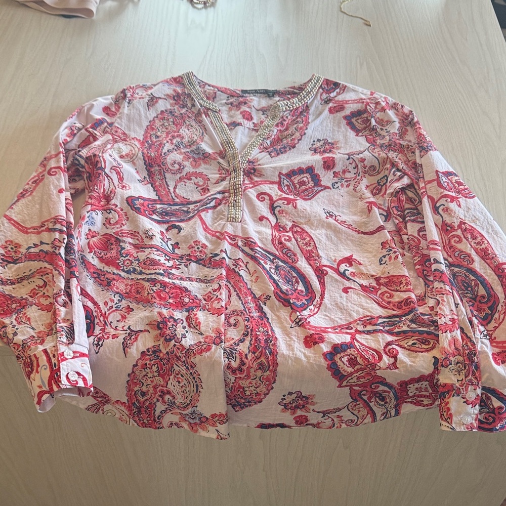 Elegant Paisley Women's Blouse - Red and White